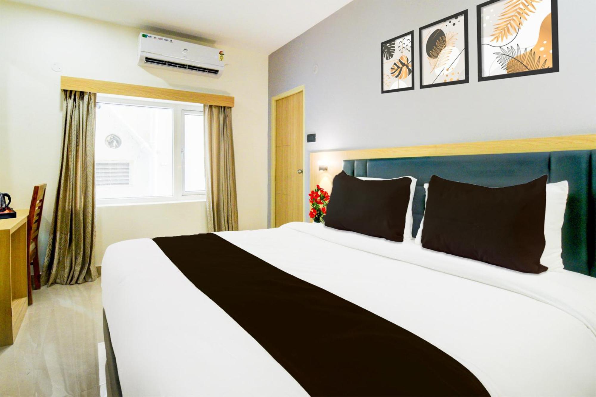 Townhouse Aarav Business Hotel Haiderabad Buitenkant foto